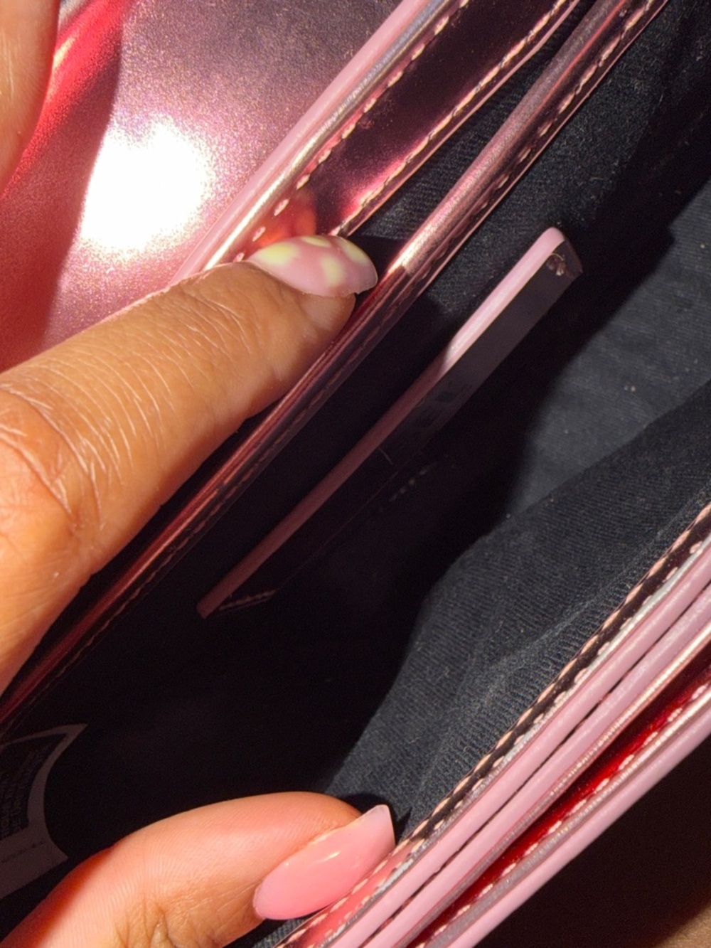Pink Diesel Bag - Picture 4 of 4